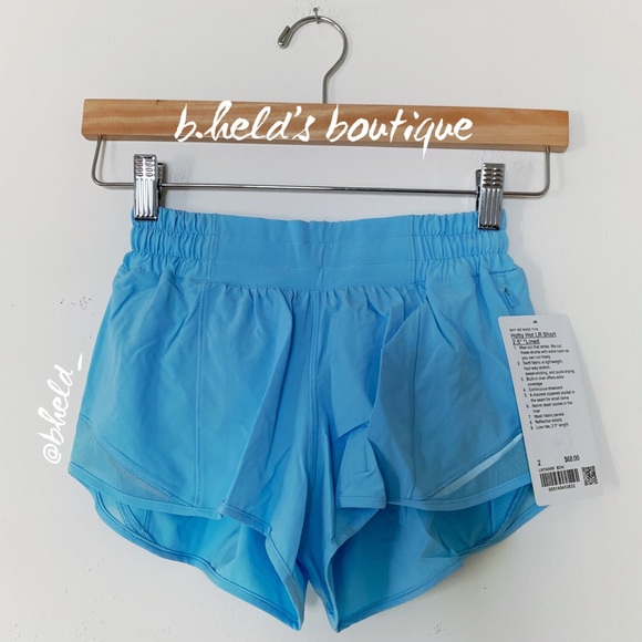 lululemon Hotty Hot Low-Rise Lined Short 2.5